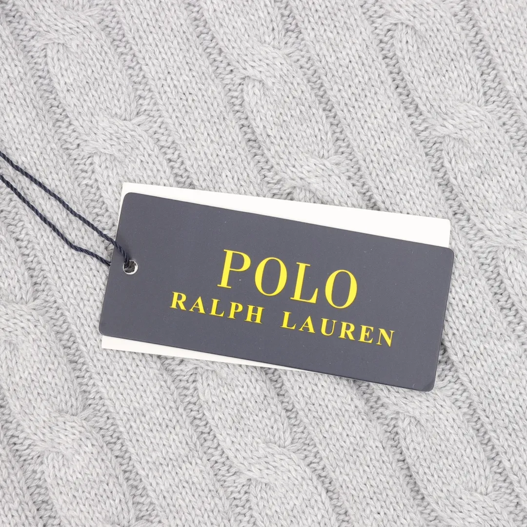 🅿️480 Ralph Lauren 25FW small label knitted sweetheart neck sweater Ralph Lauren (RALPH LAUREN) is the "American classic" brand in the fashion industry. Founded by Mr. Ralph Lauren in 1968, it is a high-end fashion brand with a strong American flavor. The styles are highly stylized and should be regarded as the clothing brand that best represents American culture (this can be seen from the fact that the uniforms of the US team in many Olympic Games have been provided by Ralph Lauren). Size: S-L